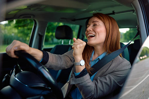 【刃渡り２億センチ】フルバージョンのリリースはいつ？歌詞の意味も考察！