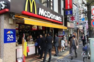 グラコロ2025はいつからいつまで？売り切れ状況や販売中止のマック店舗は？