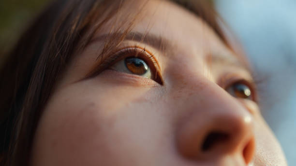 【顔画像】佐野美穂子Facebookが判明!夫や子供や犯行動機も調査! 狂気すら感じるほど真っ直ぐなヤンデレたちに包まれ、 甘い言葉と快楽で理性は少しずつ溶かされていく・・ 逃げ場のない執愛に沈み、堕ち、気づいたときには もう後戻りできない、そんな濃密な物語です。