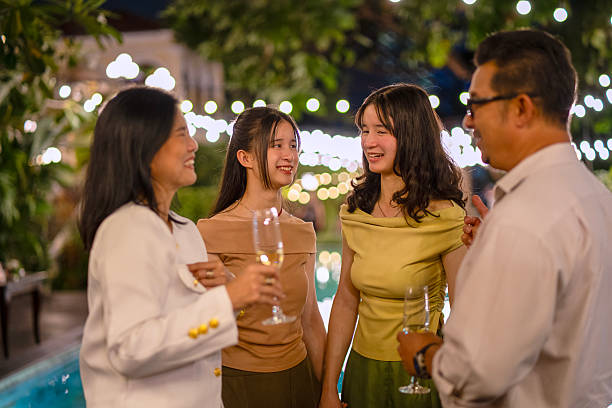 糸井恵美の画像やインスタは?子供は娘2人でフードマイスターは本当?【糸井嘉男の嫁】